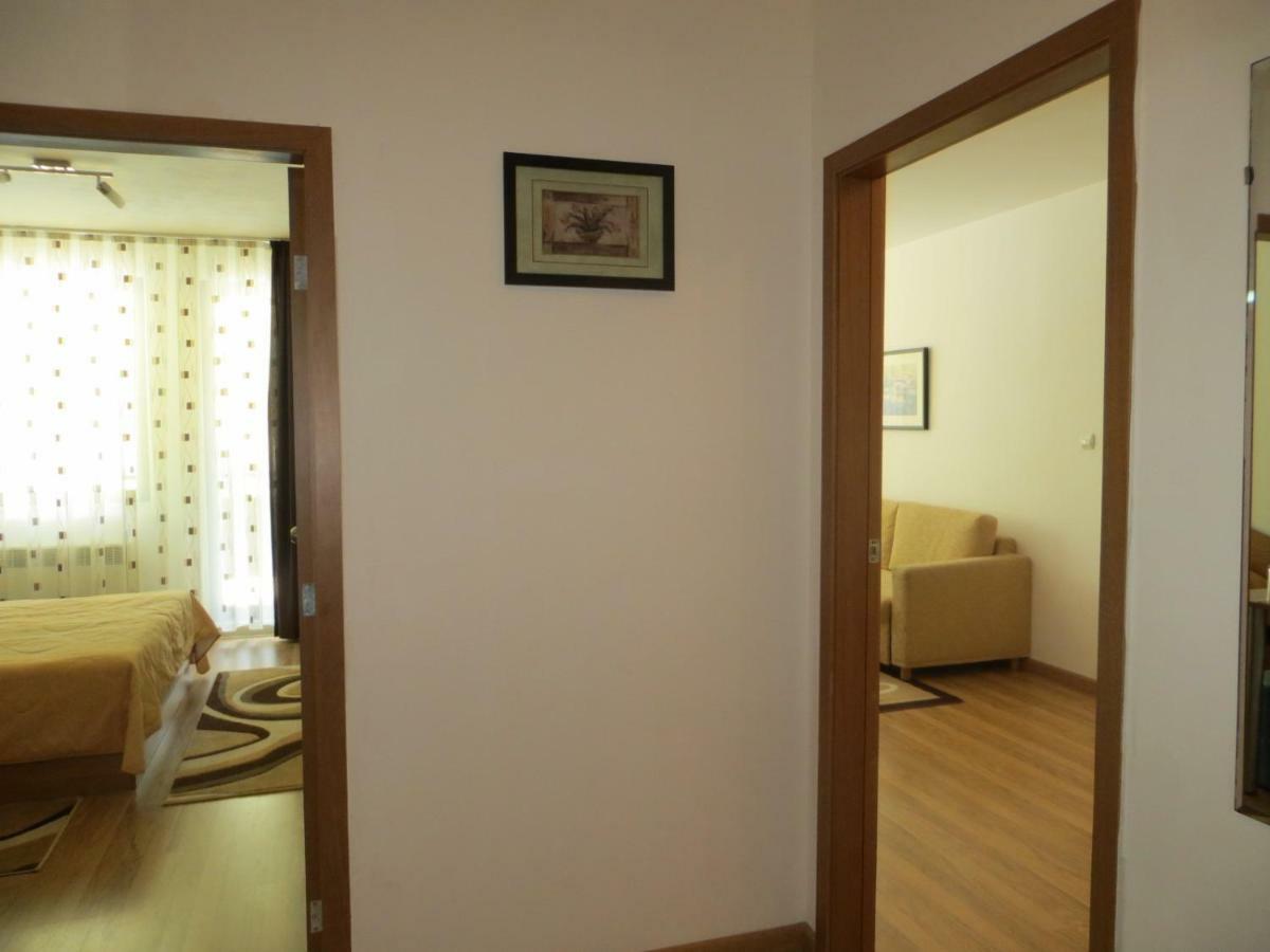 Apartment "Moni" Pamporovo Ngoại thất bức ảnh